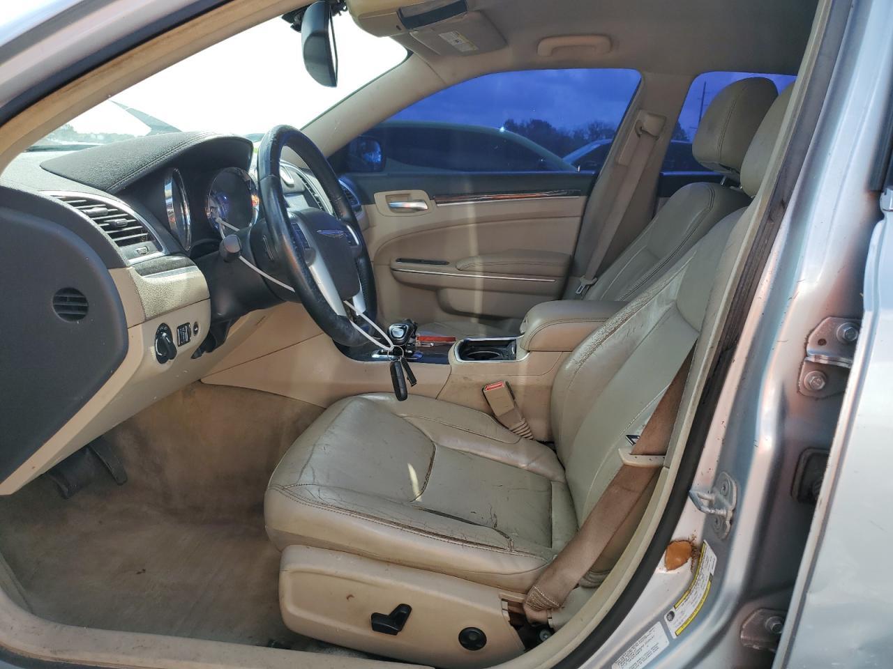 2013 CHRYSLER 300