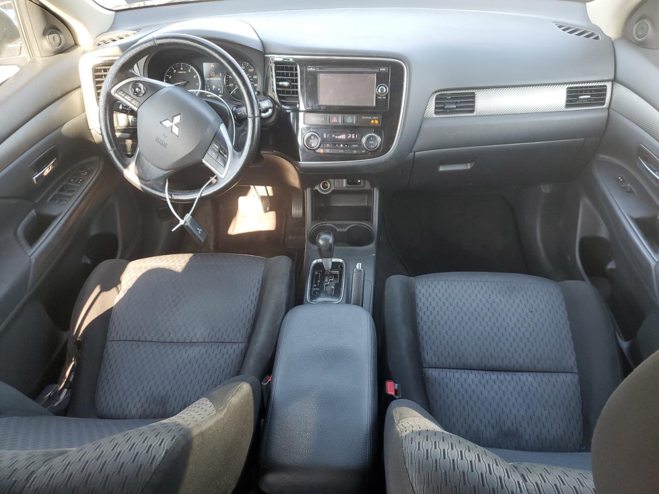 2014 MITSUBISHI outlander