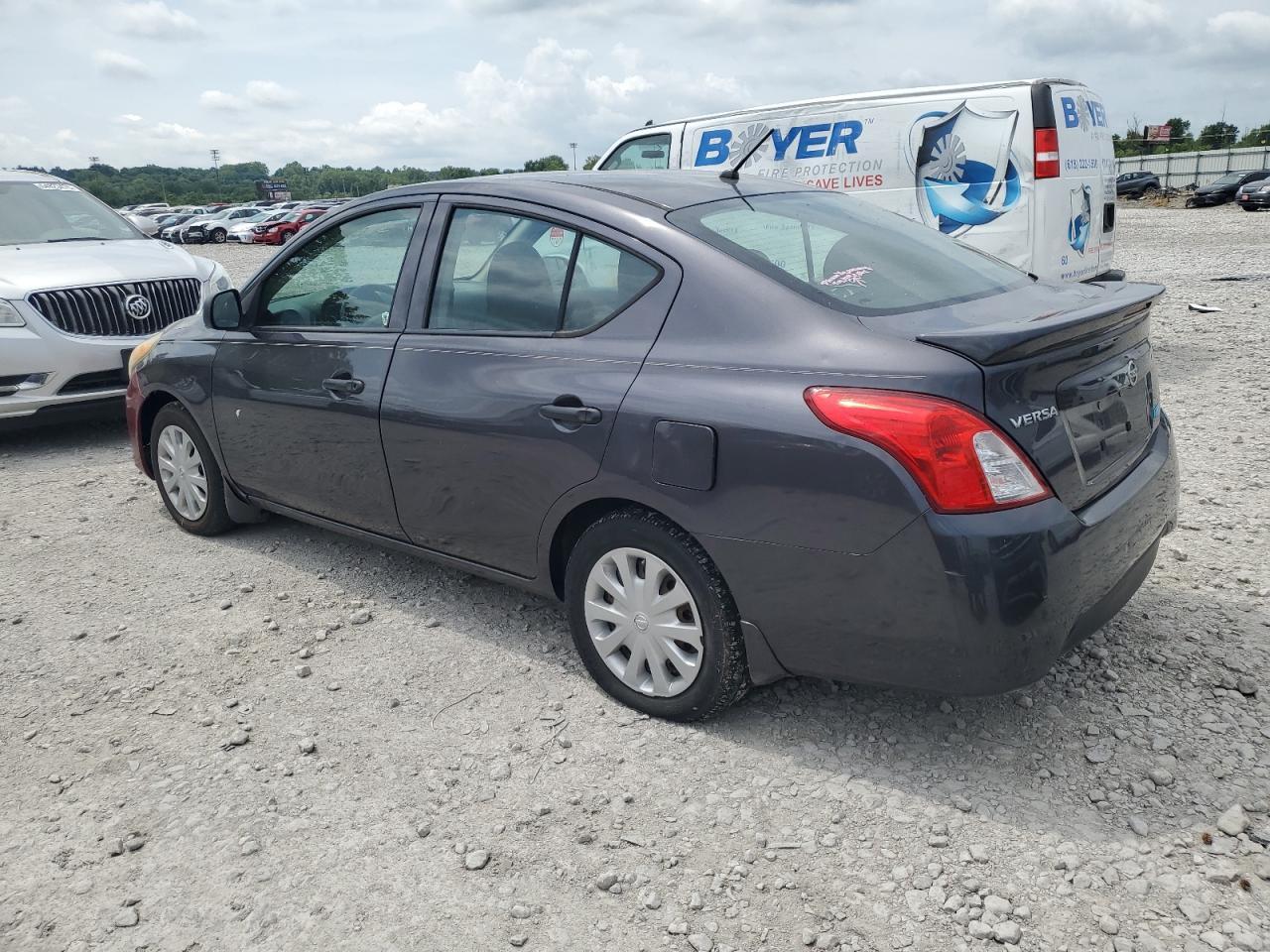 2015 NISSAN VERSA