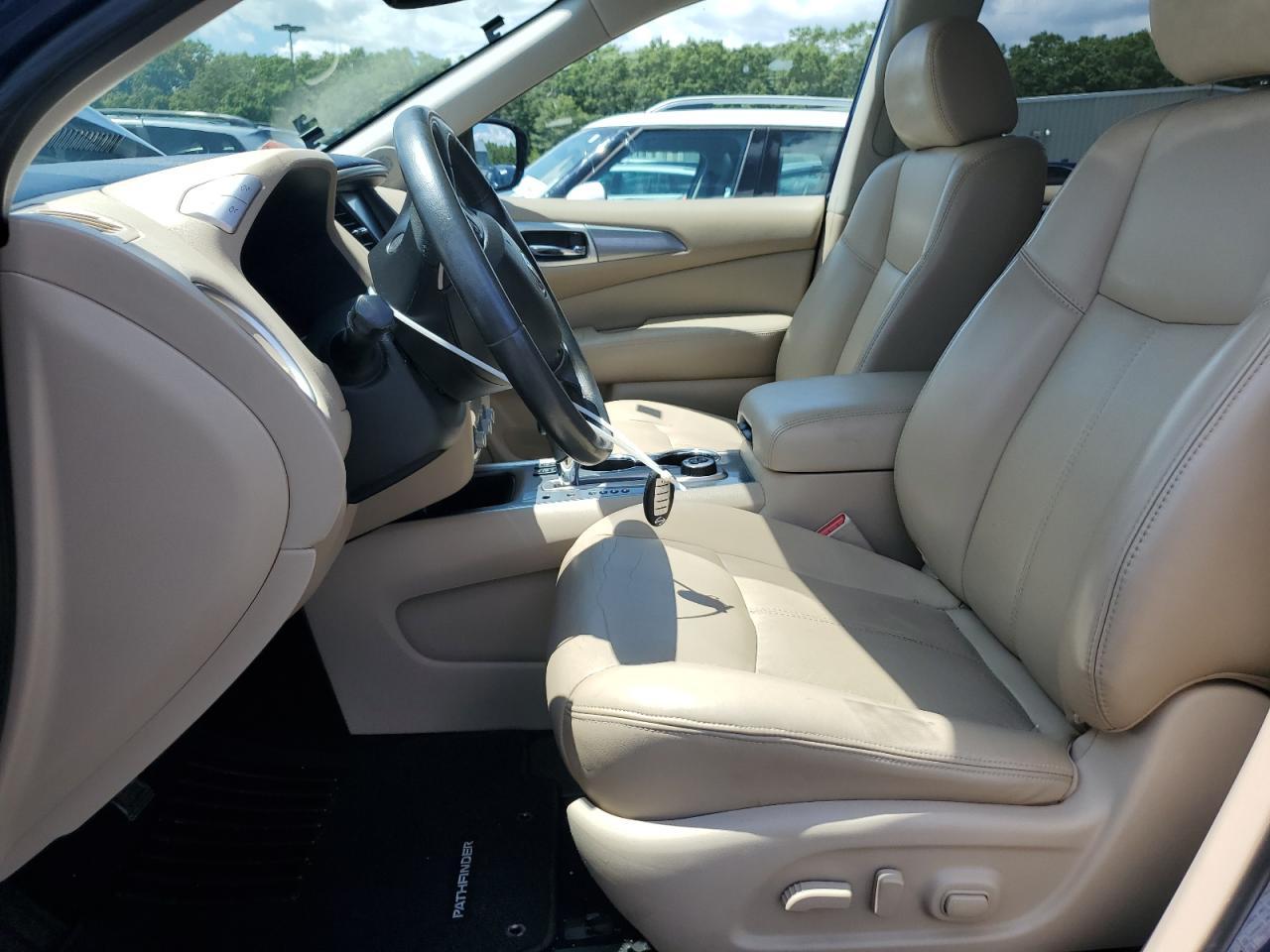 2017 NISSAN PATHFINDER