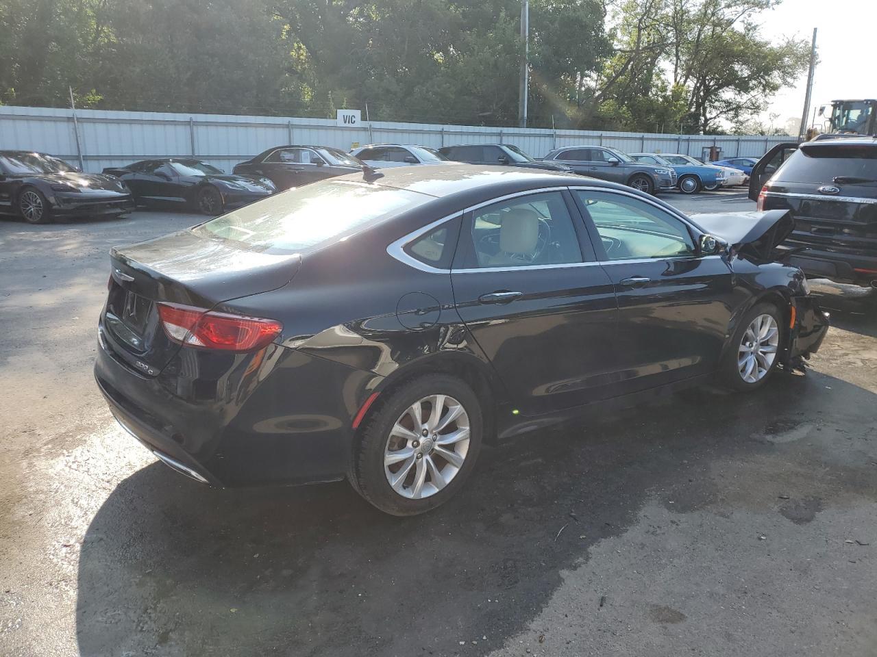 2015 CHRYSLER 200