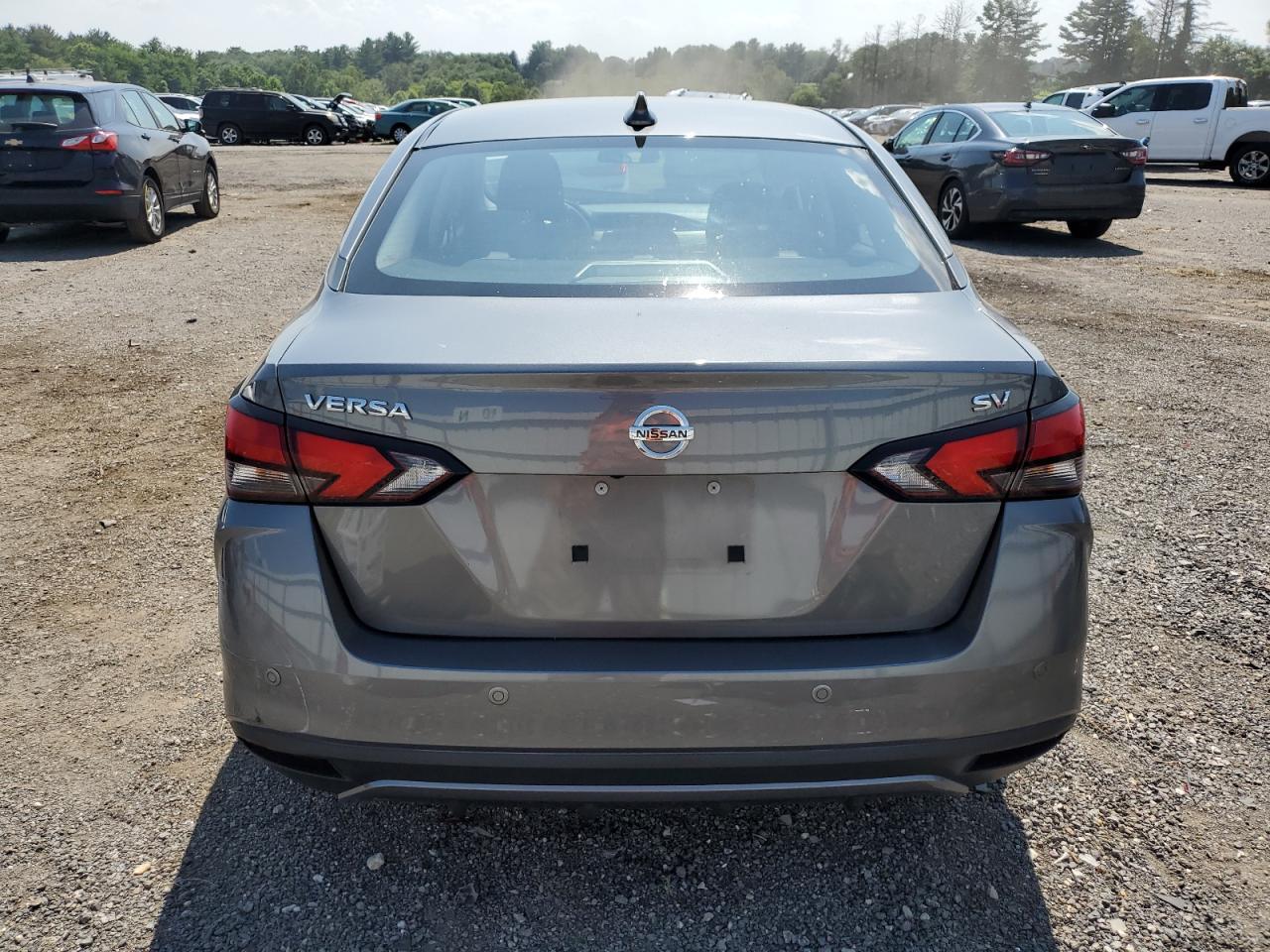 2021 NISSAN VERSA
