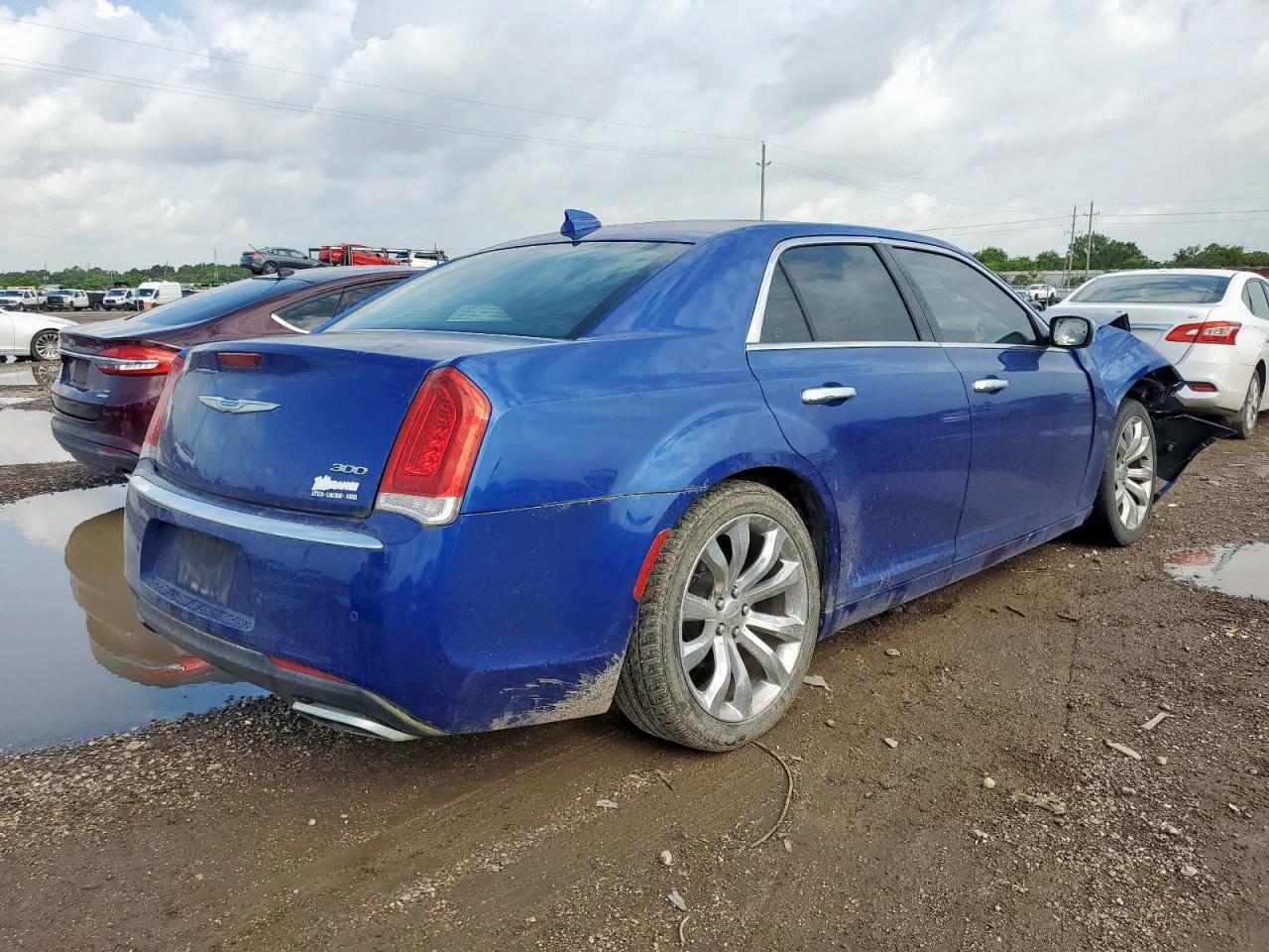 2018 CHRYSLER 300