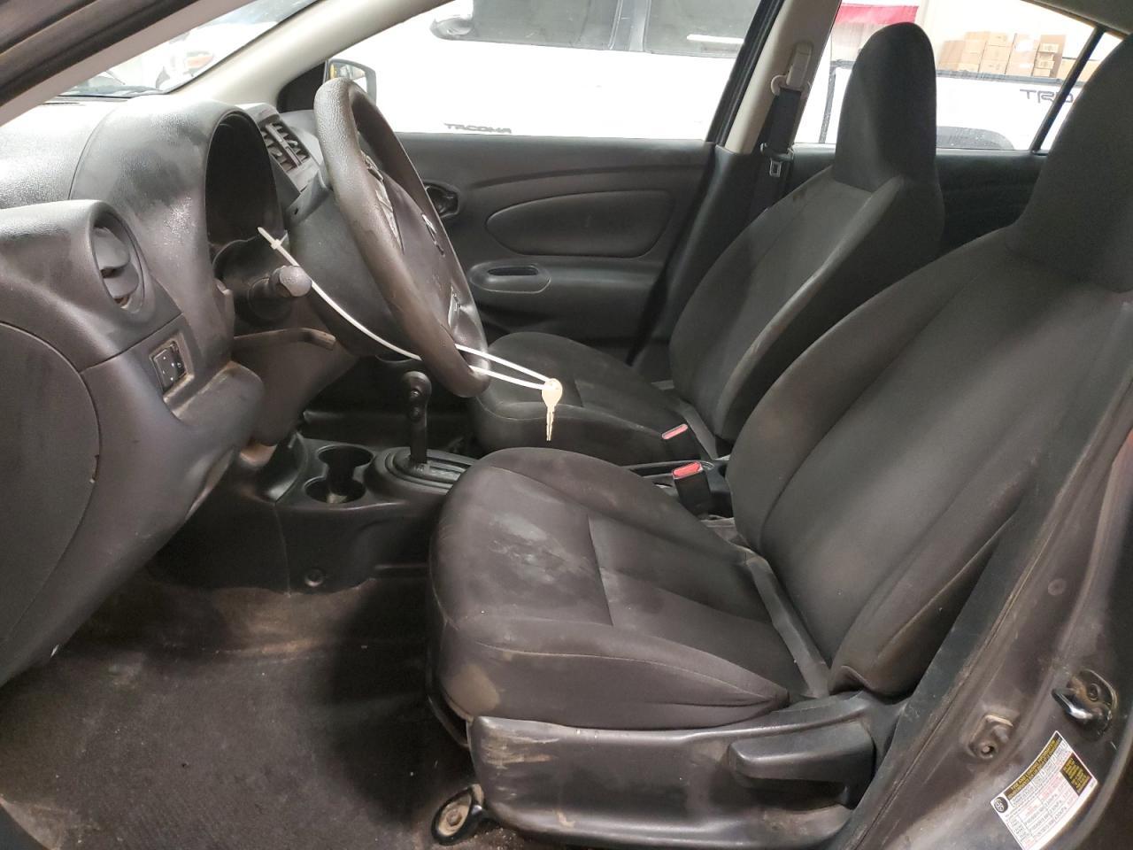 2017 NISSAN VERSA