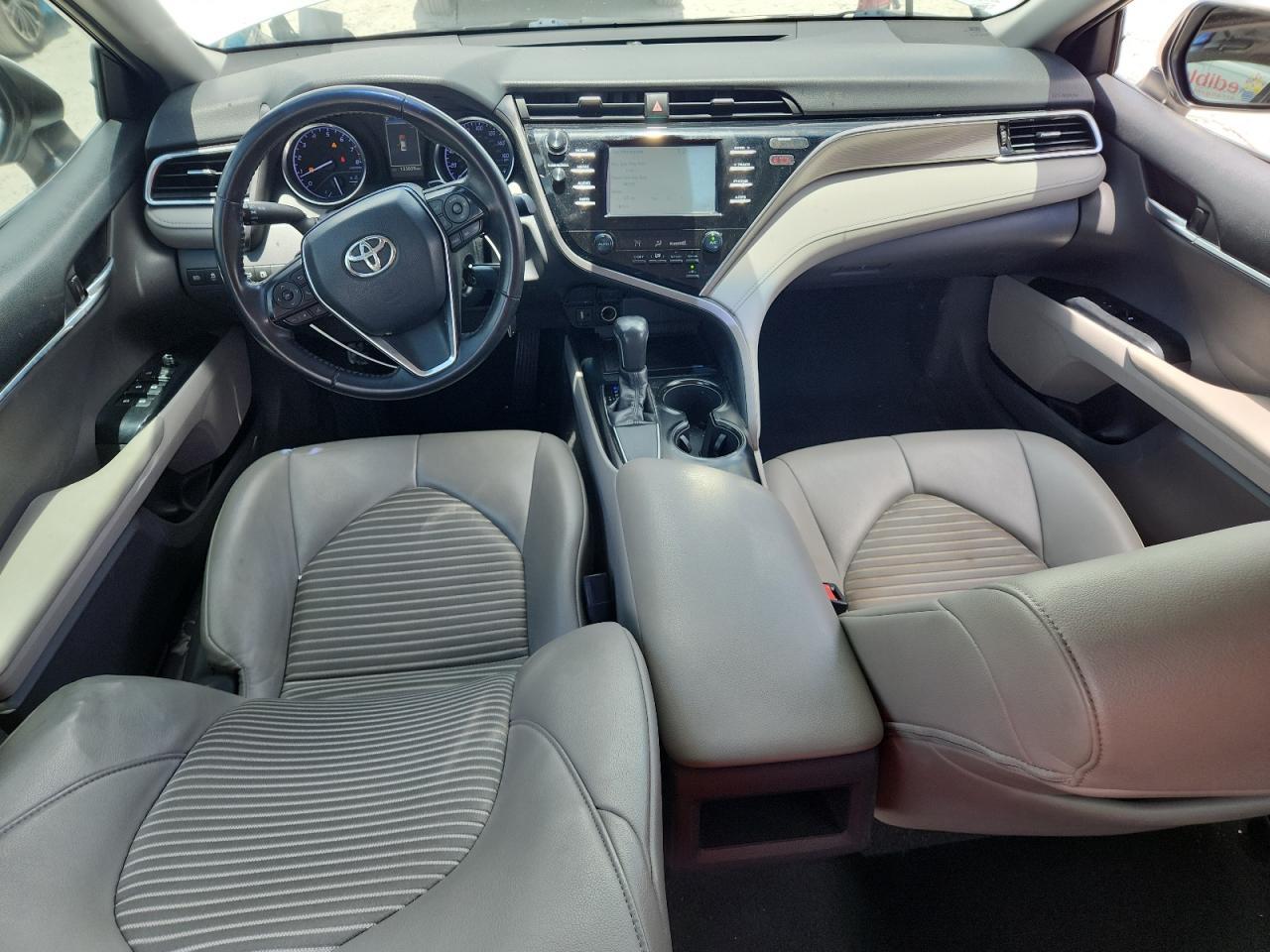 2018 TOYOTA CAMRY