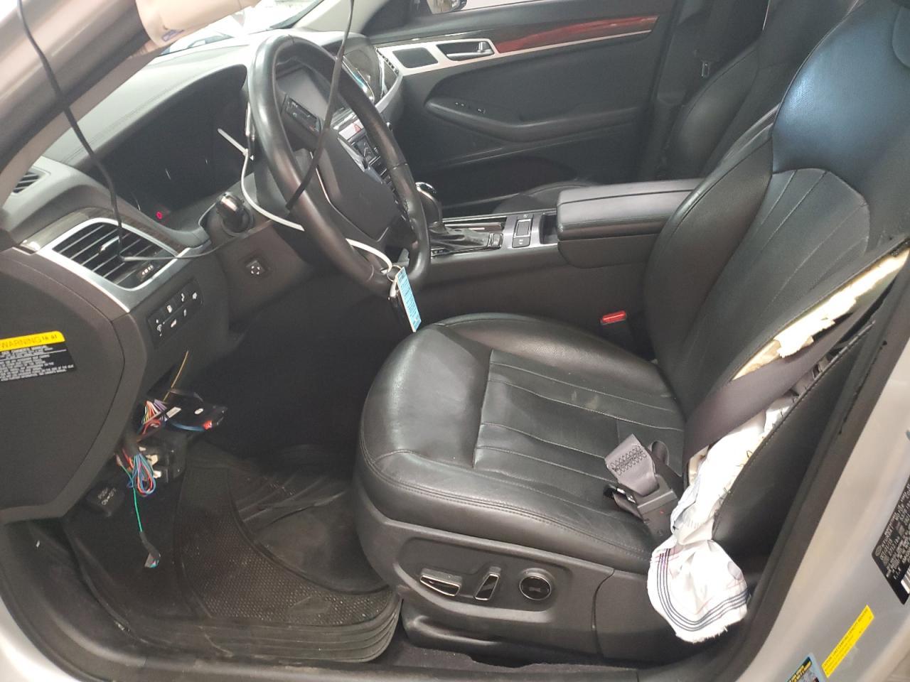 2016 HYUNDAI GENESIS