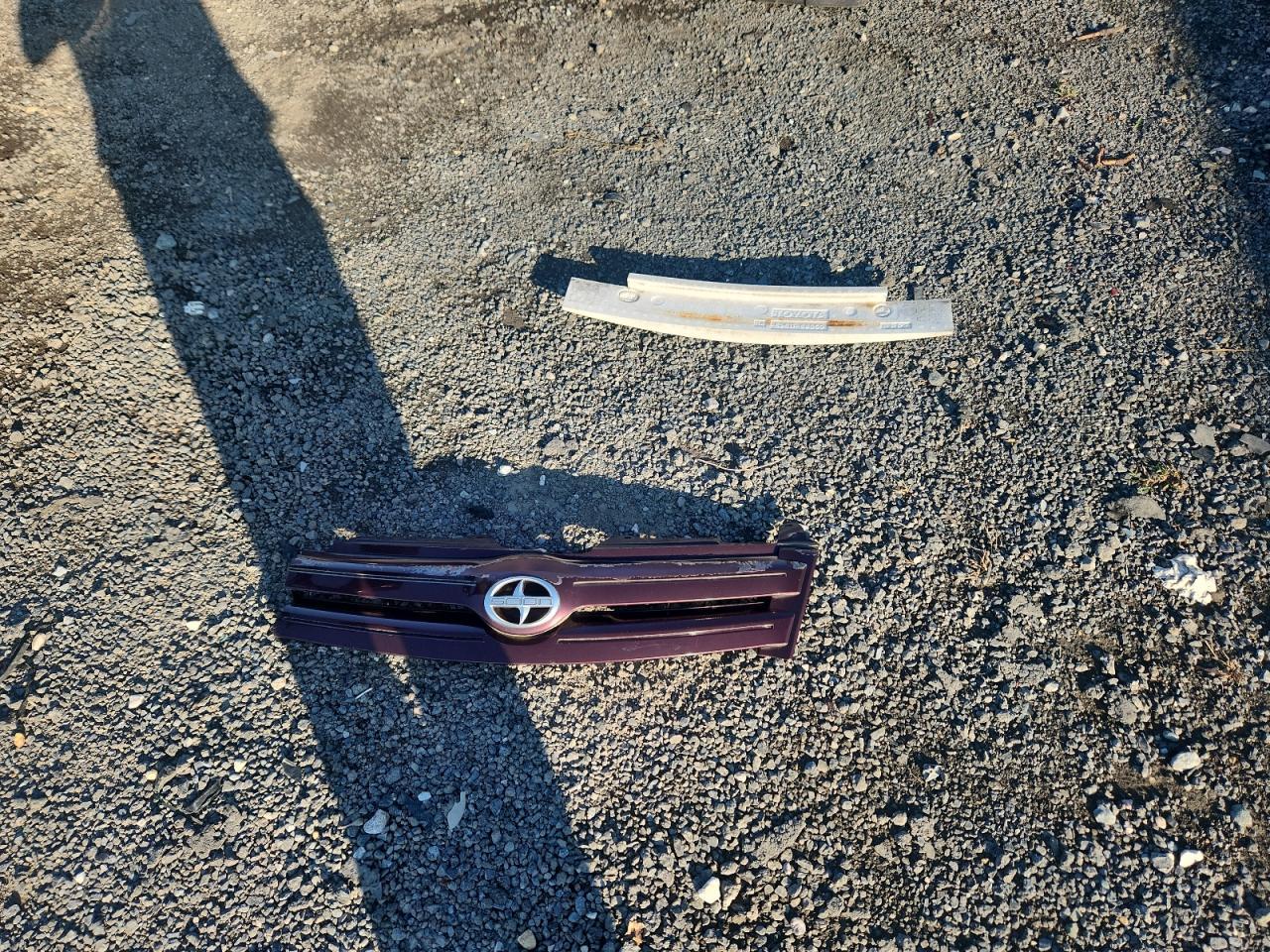 2005 TOYOTA SCION