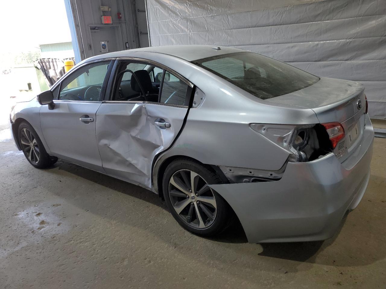 2015 SUBARU Legacy