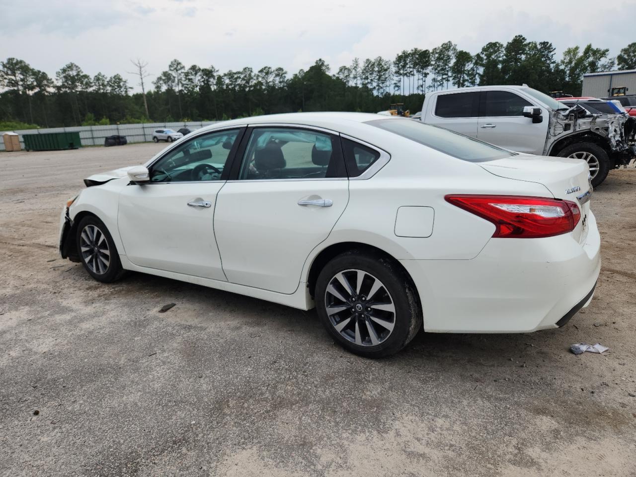 2017 NISSAN ALTIMA