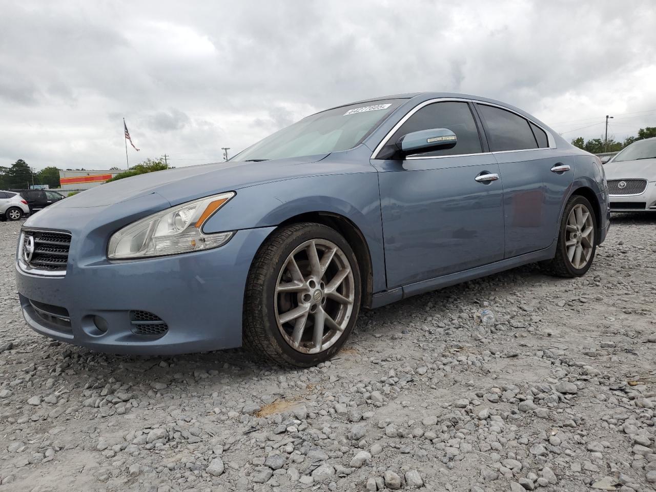 2011 NISSAN Maxima