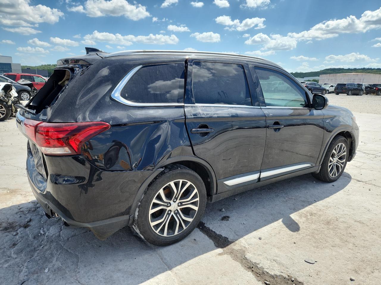 2018 MITSUBISHI outlander