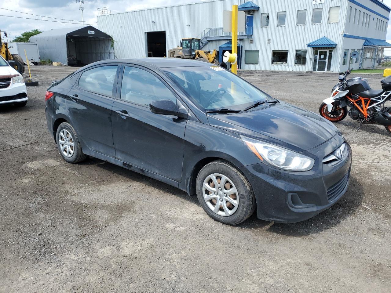 2014 HYUNDAI ACCENT