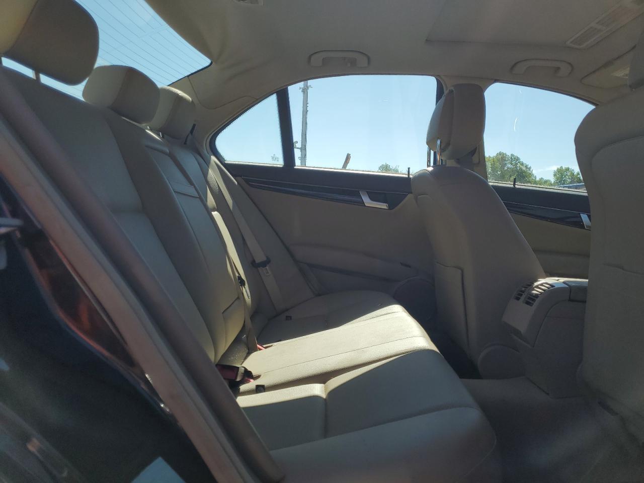 2012 MERCEDES-BENZ C-CLASS