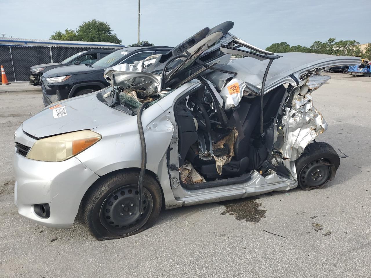 2012 TOYOTA YARIS