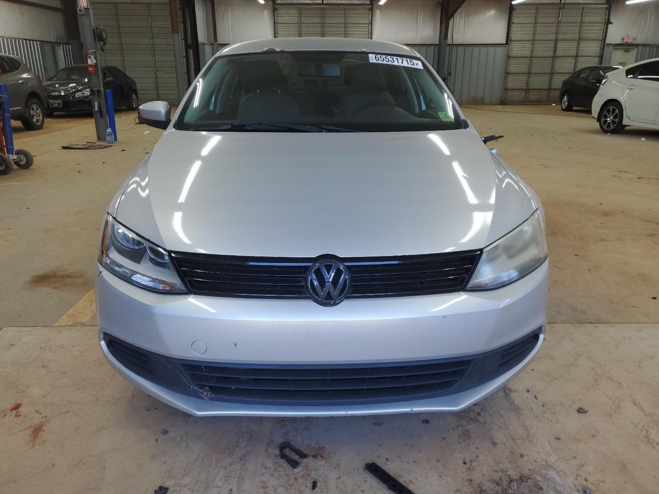 2011 VOLKSWAGEN JETTA