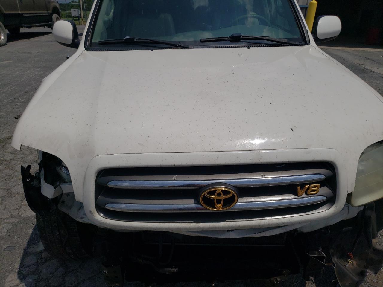 2002 TOYOTA Sequoia