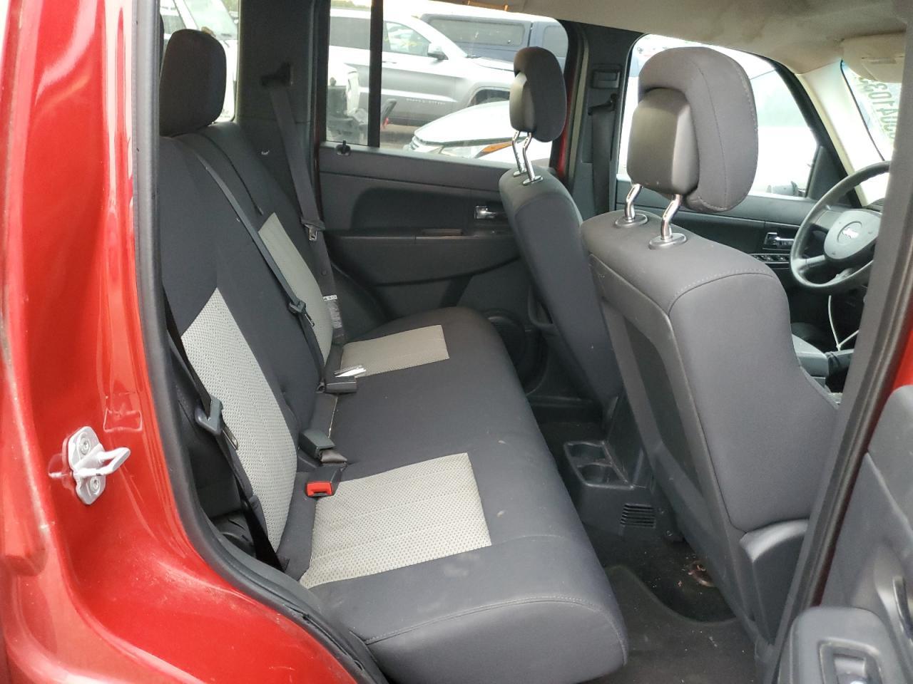 2010 JEEP Liberty