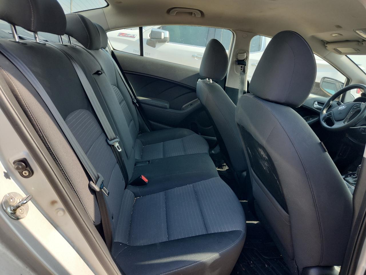 2017 KIA FORTE