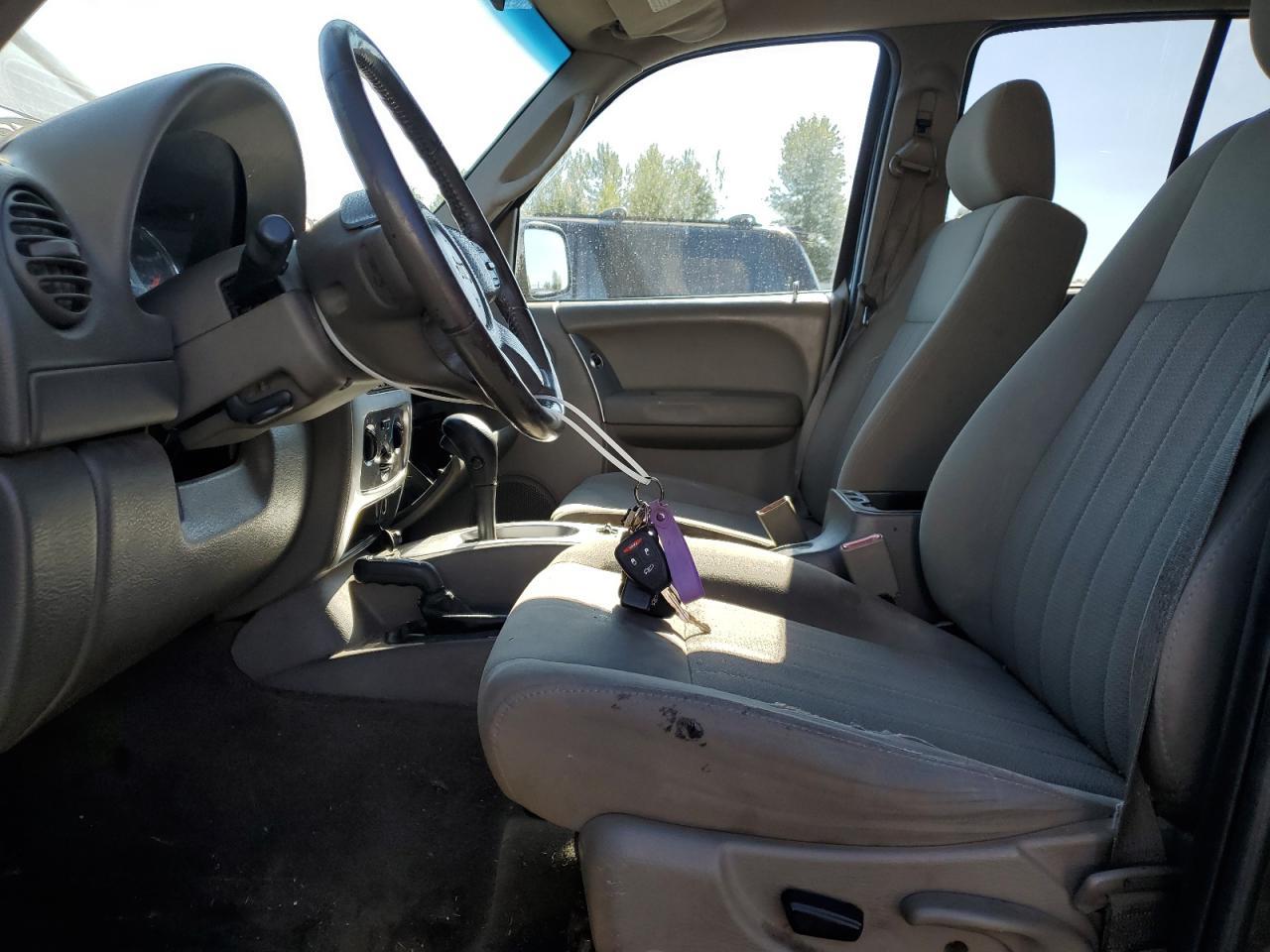 2005 JEEP Liberty