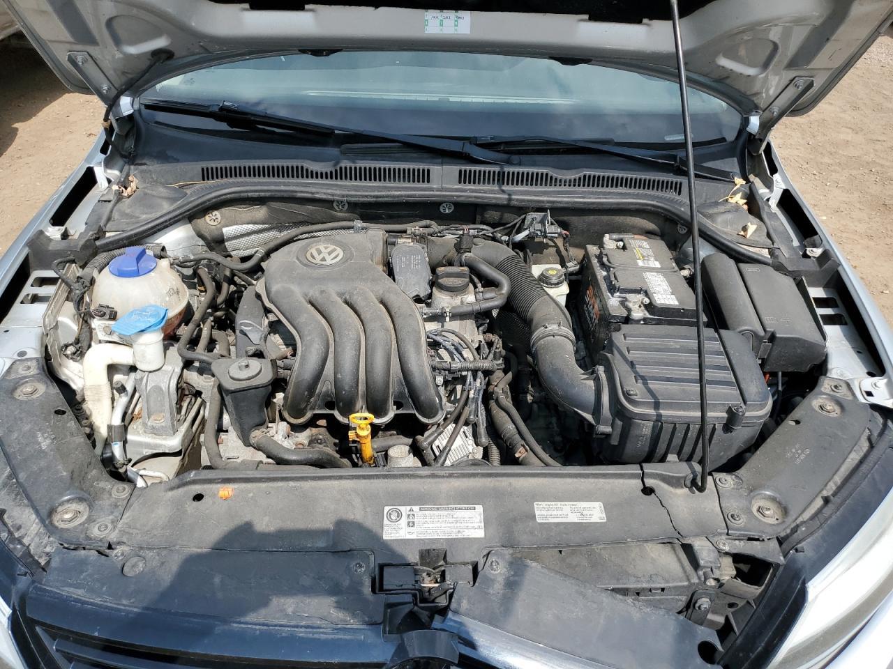 2012 VOLKSWAGEN JETTA