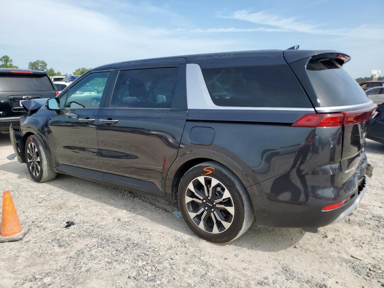 2024 KIA Carnival