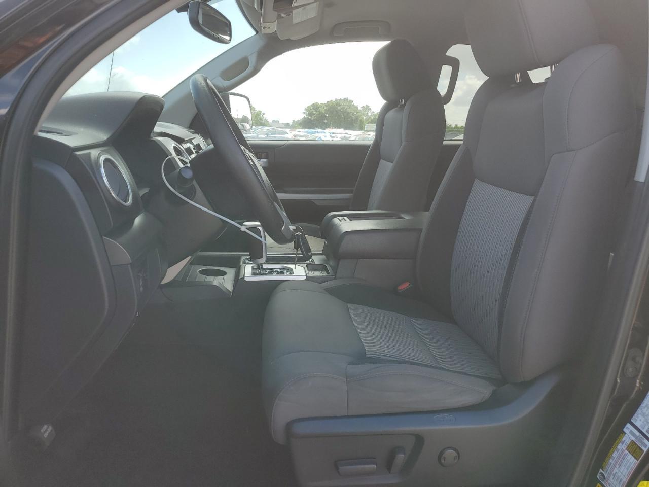 2017 TOYOTA TUNDRA