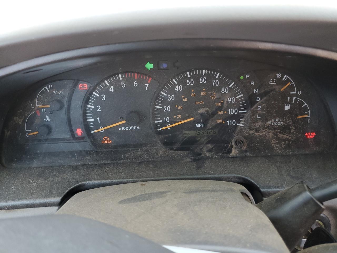 2004 TOYOTA TUNDRA