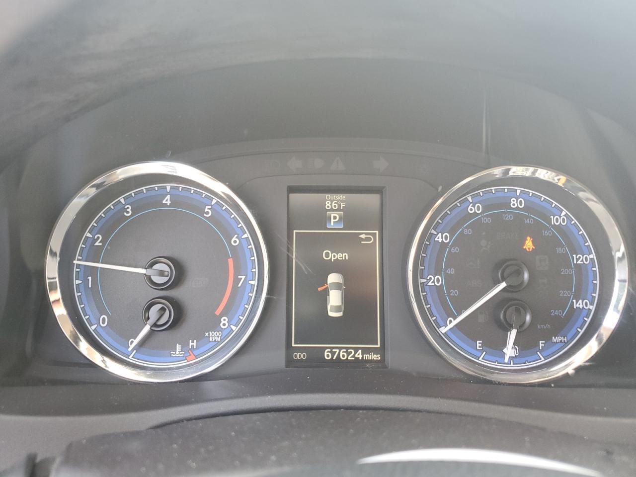 2017 TOYOTA COROLLA