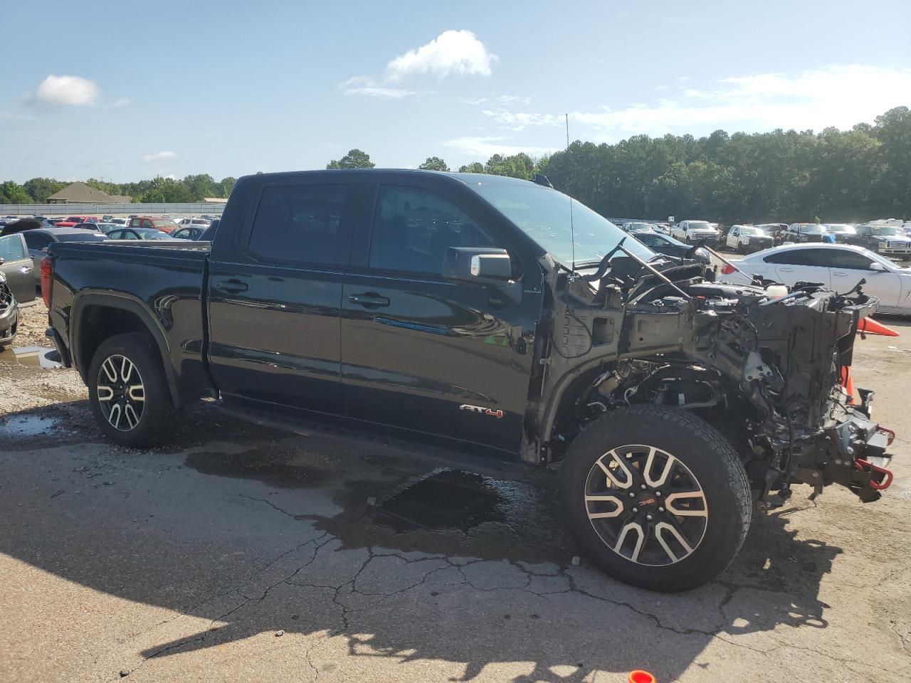 2025 GMC Sierra