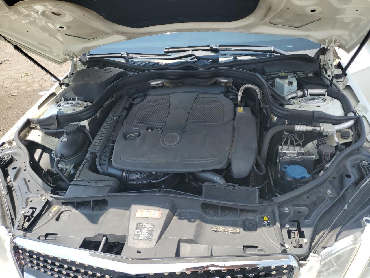 2012 MERCEDES-BENZ E-Class