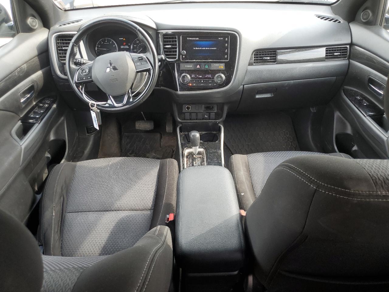 2018 MITSUBISHI outlander