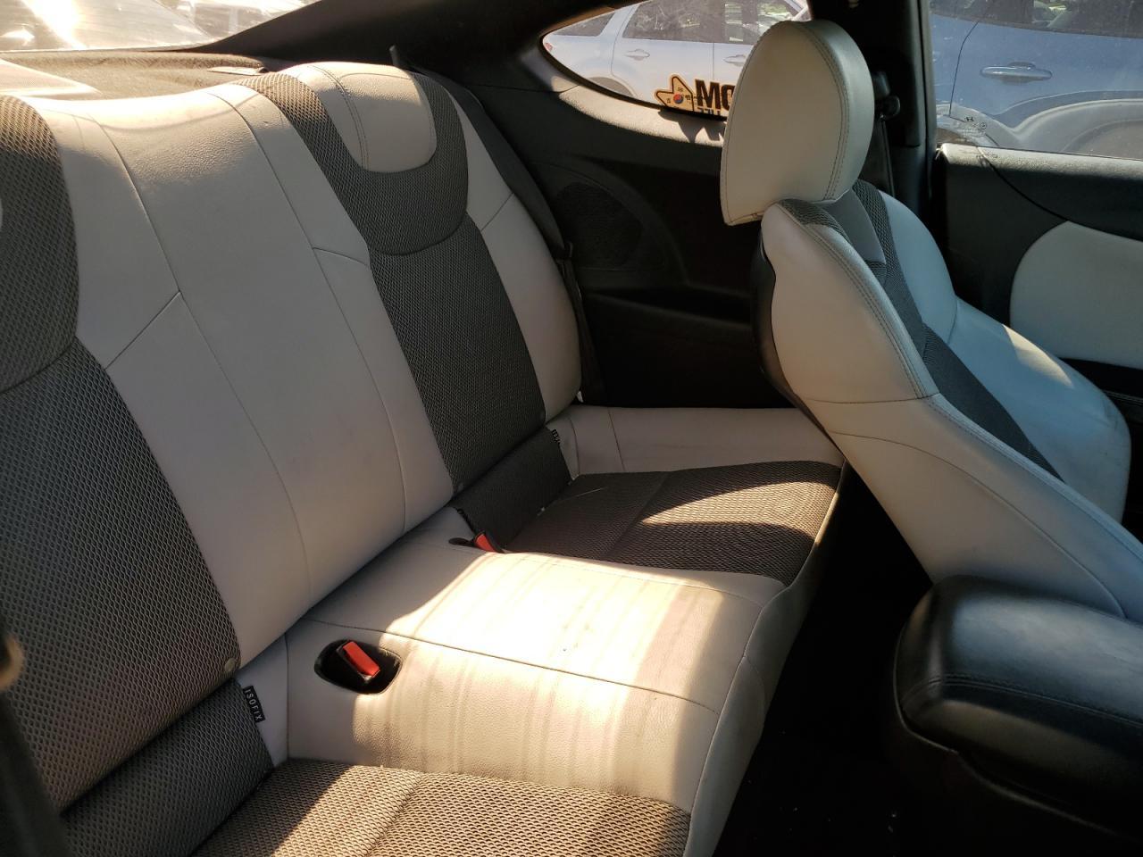 2013 HYUNDAI GENESIS