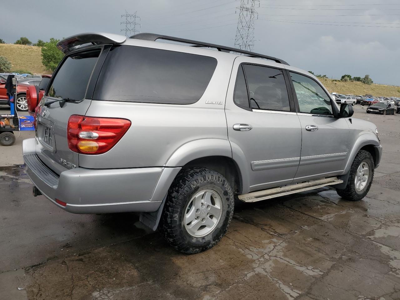 2001 TOYOTA Sequoia