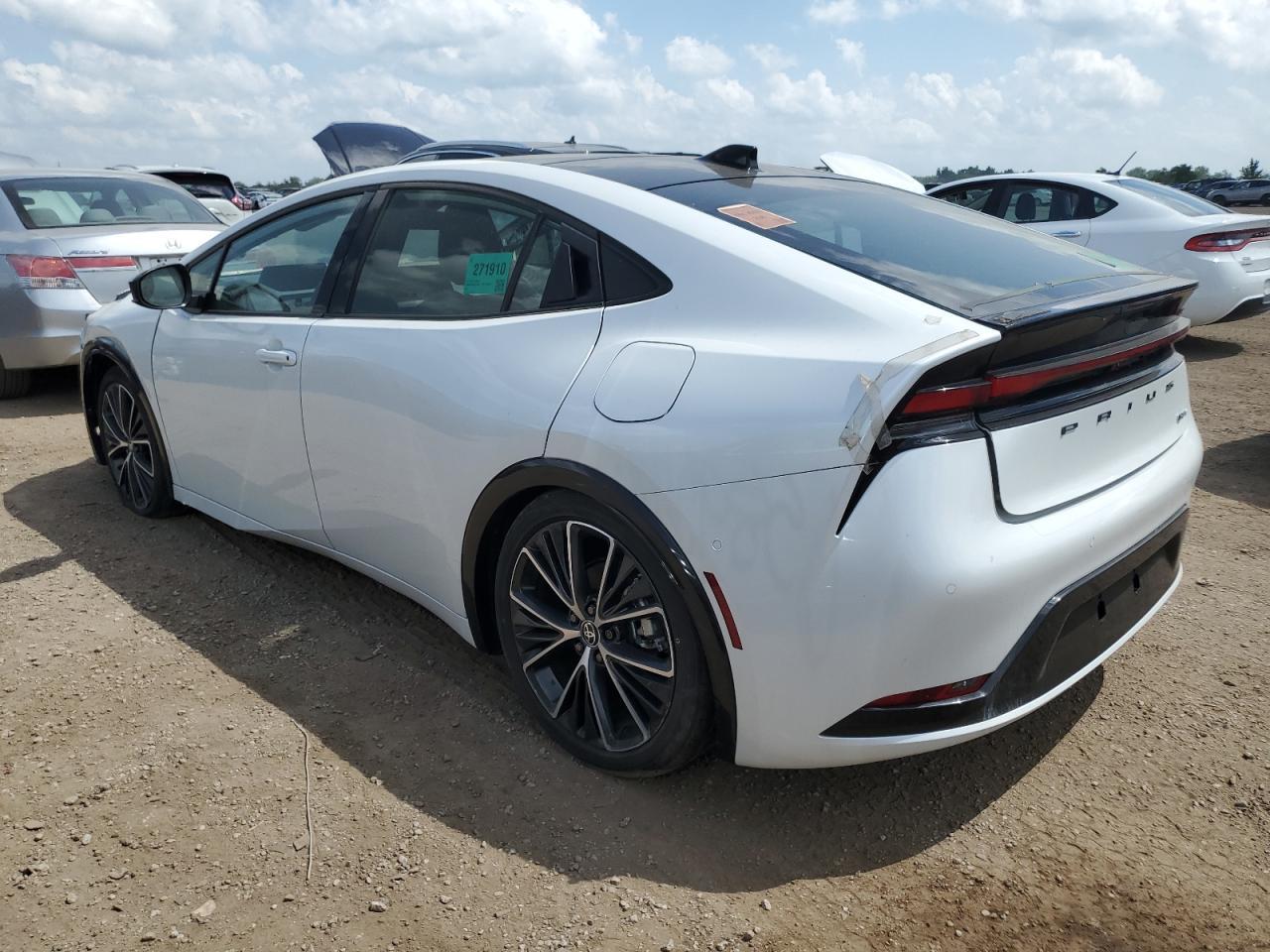 2024 TOYOTA PRIUS