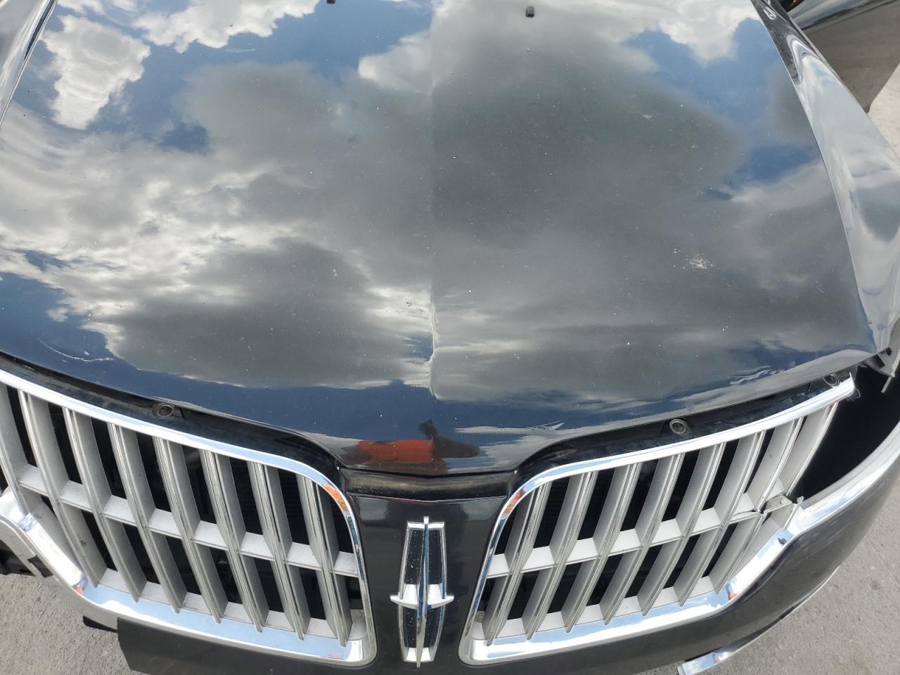 2011 LINCOLN MKZ