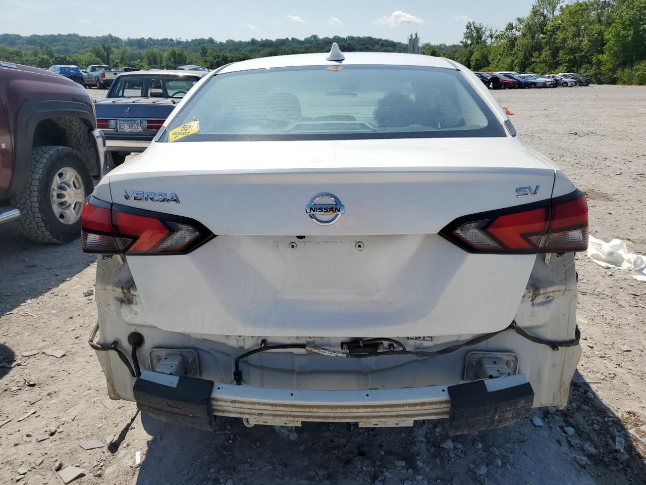 2020 NISSAN VERSA