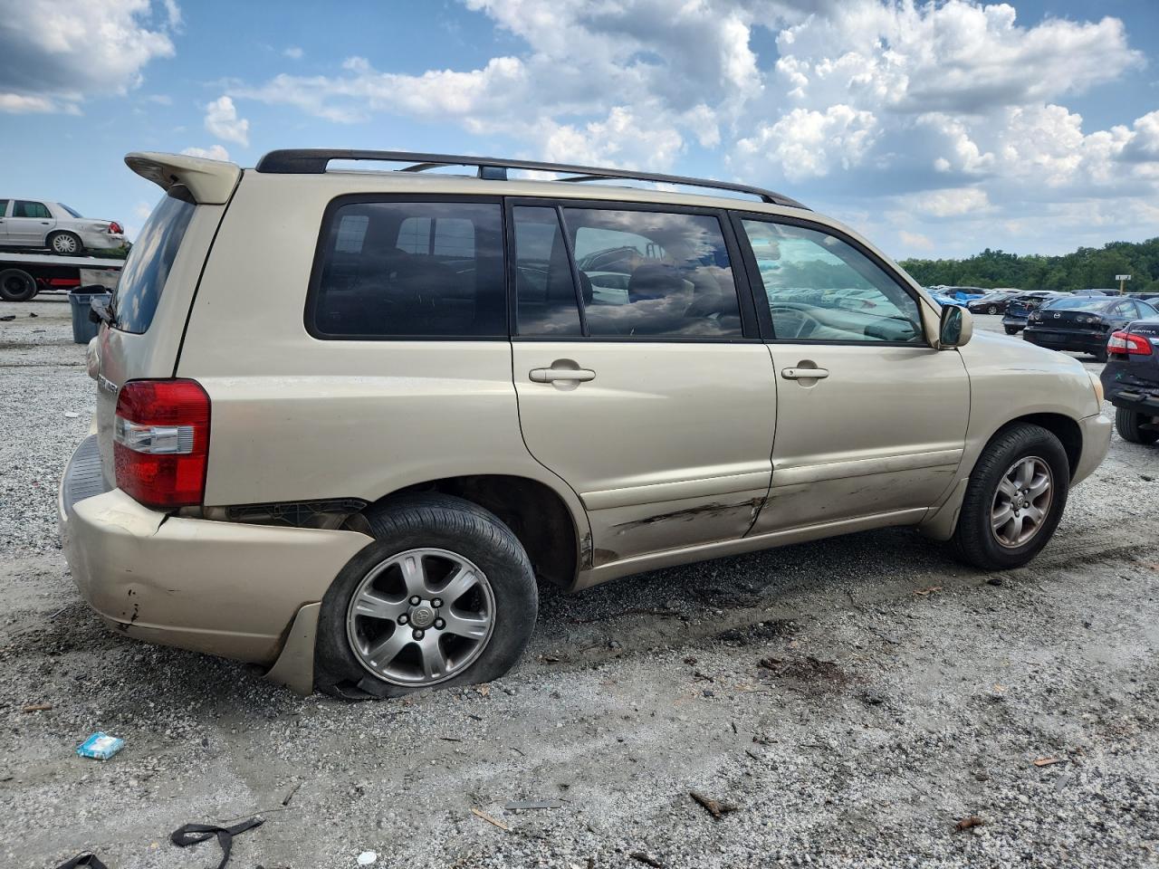 2005 TOYOTA HIGHLANDER