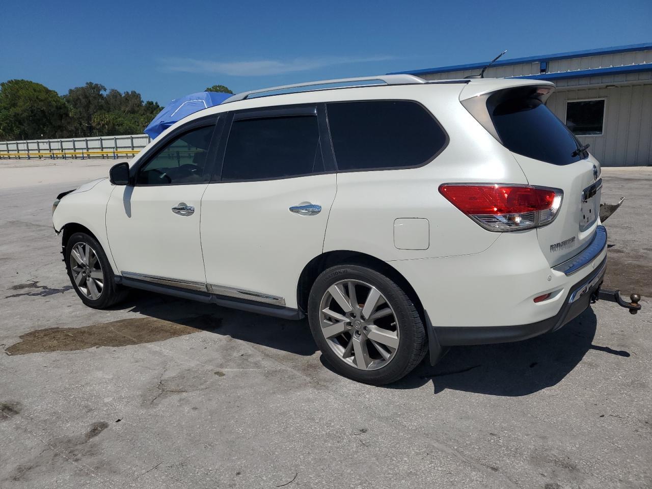 2016 NISSAN PATHFINDER