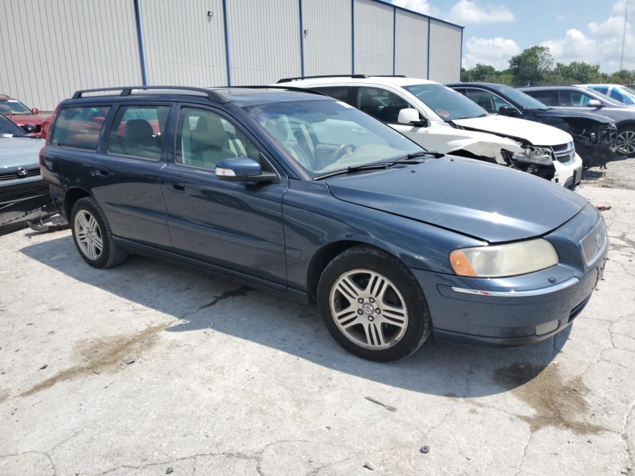 2007 VOLVO V70