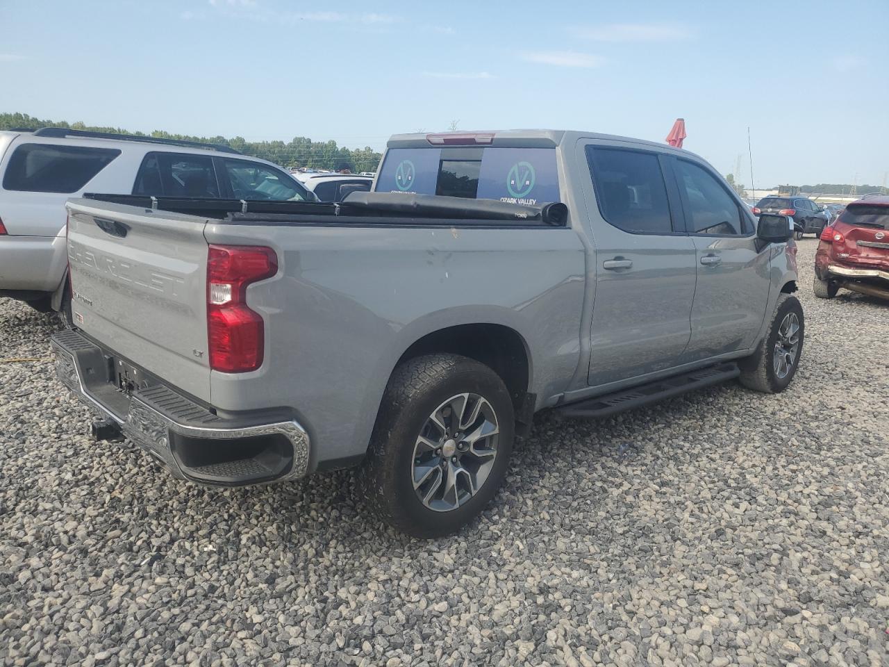 2024 CHEVROLET Silverado