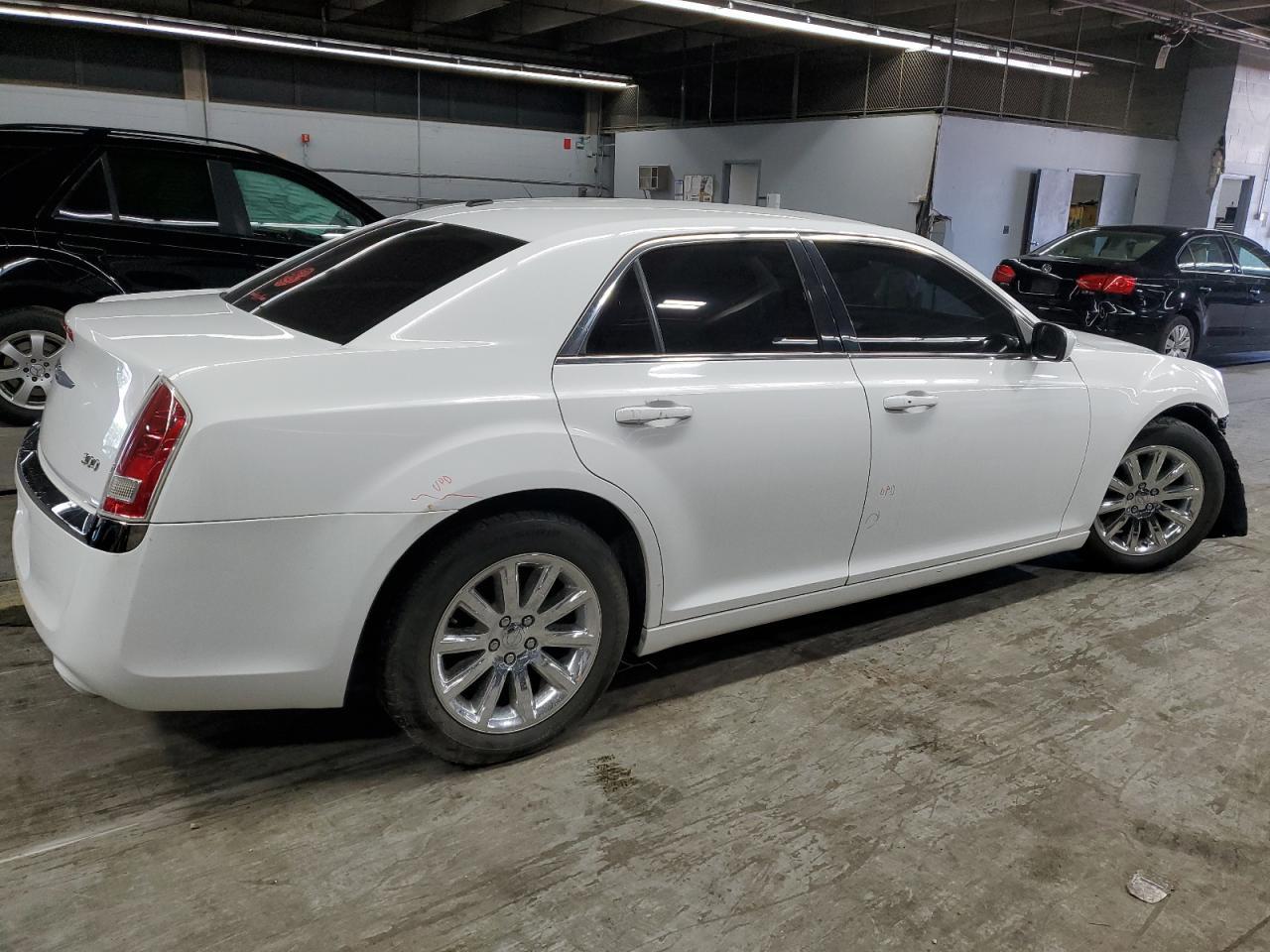 2013 CHRYSLER 300