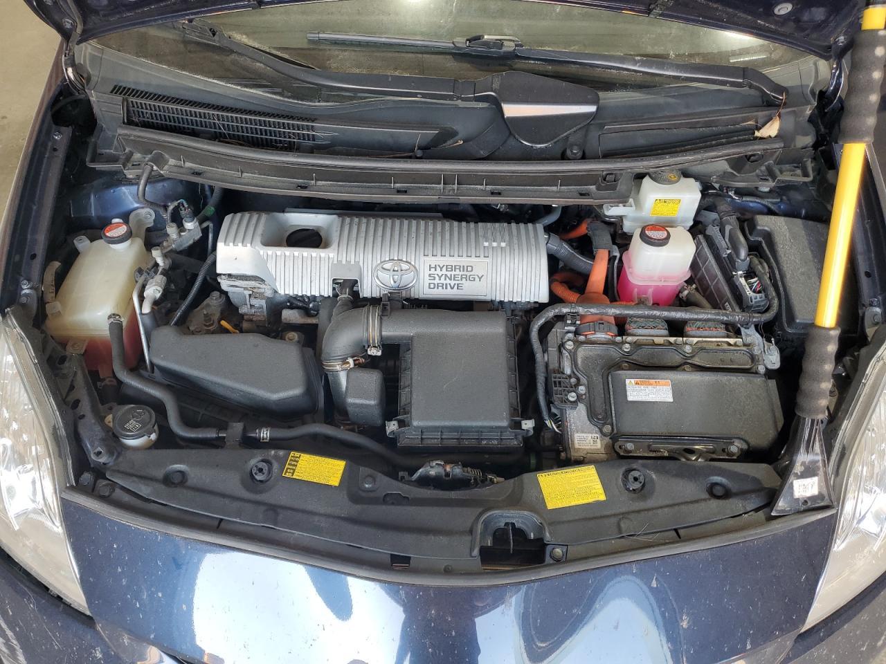 2015 TOYOTA PRIUS