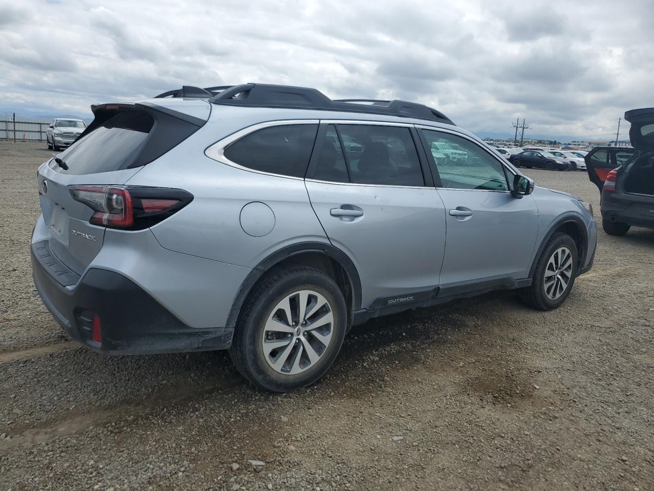 2021 SUBARU Outback