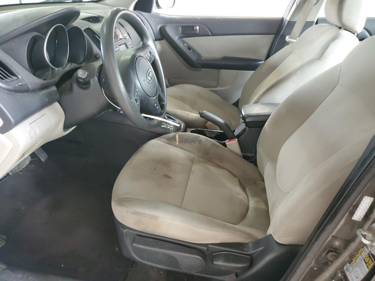 2011 KIA FORTE