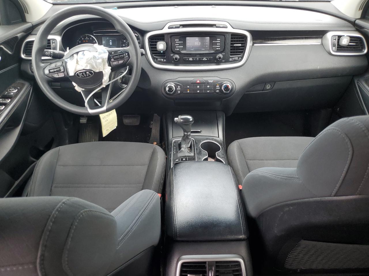 2016 KIA SORENTO