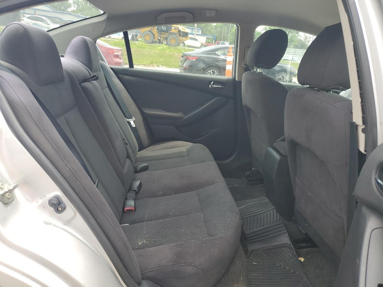 2012 NISSAN ALTIMA