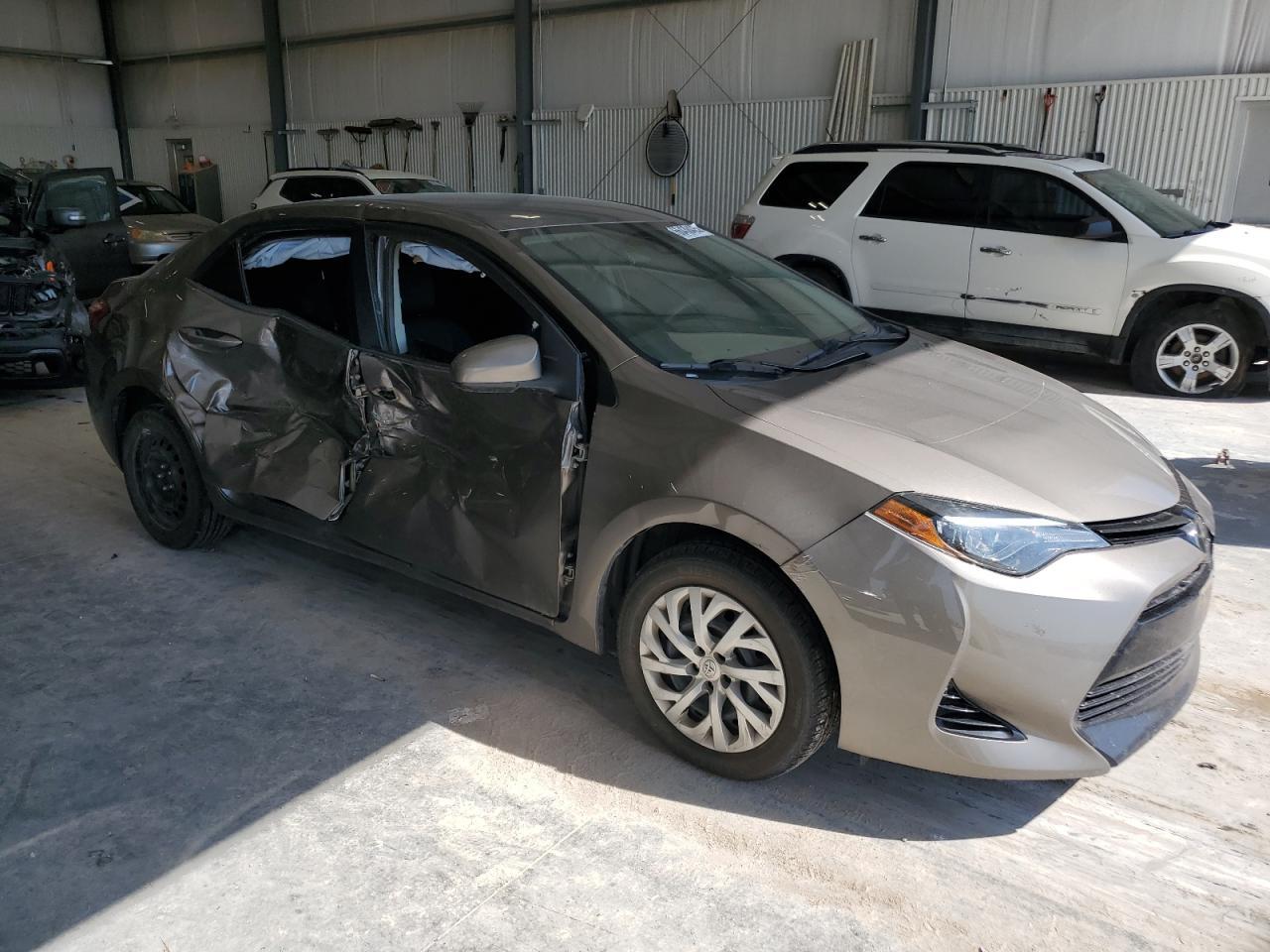 2018 TOYOTA COROLLA