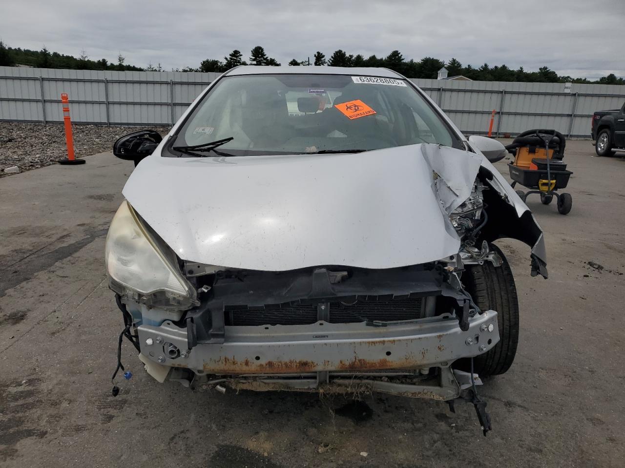 2012 TOYOTA Prius c