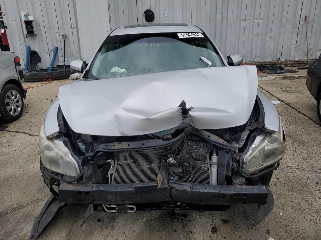 2011 NISSAN Maxima