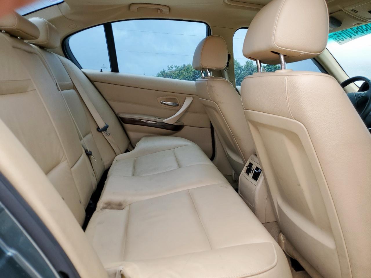 2011 BMW 3 SERIES